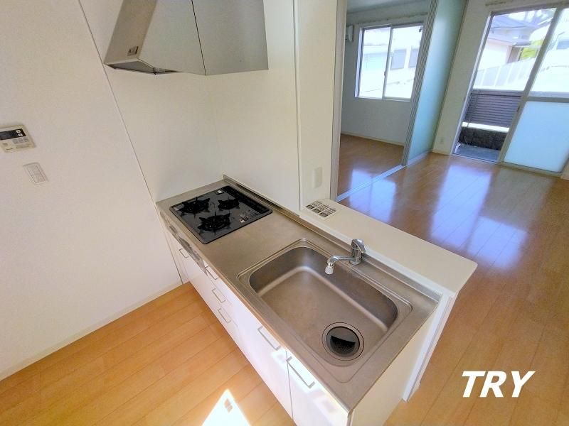 �y�L�b�`���z�@