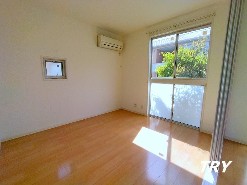 �y�Q���z�@