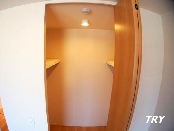 �y�Q���z�@