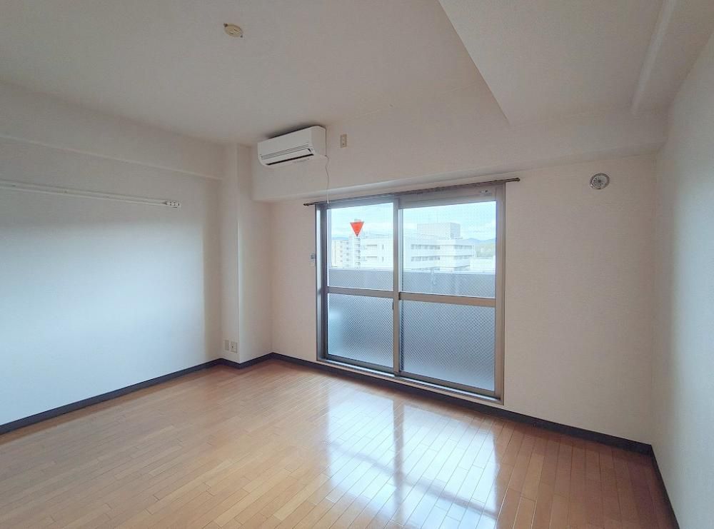 �y���ԁE���r���O�z�@