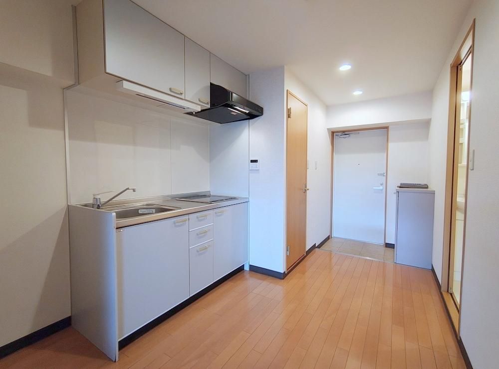 �y�L�b�`���z�@