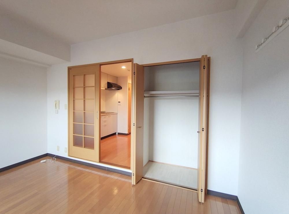 �y���̑������E�X�y�[�X�z�@