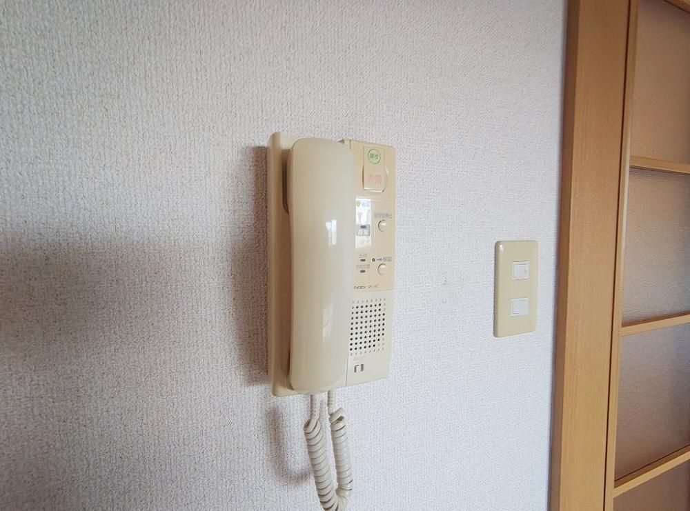 �y���̑��ݔ��z�@