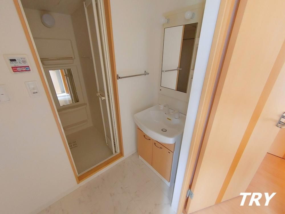 �y���ʏ��z�@