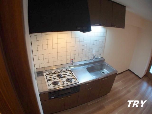 �y�L�b�`���z�@