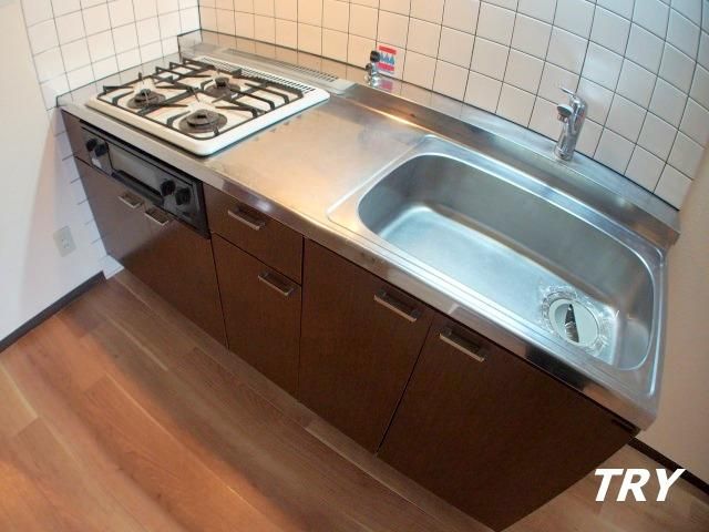 �y�L�b�`���z�@