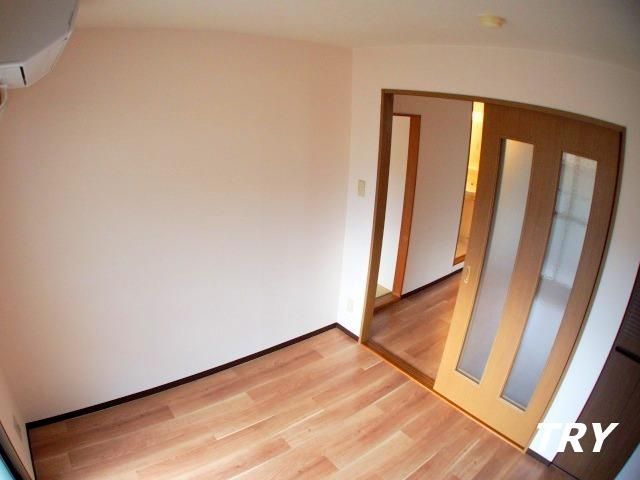 �y�Q���z�@