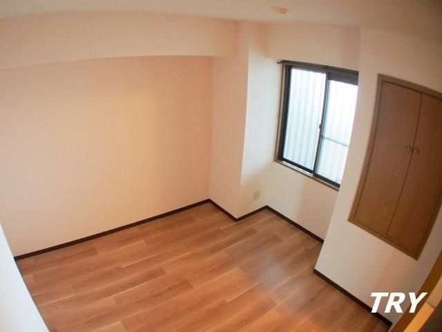 �y�Q���z�@