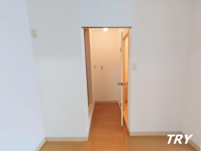 �y���ʏ��z�@