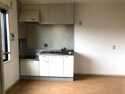 �y���ԁE���r���O�z�@