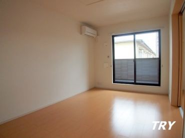 �y���ԁE���r���O�z�@