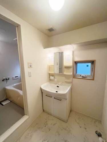 �y���ʏ��z�@