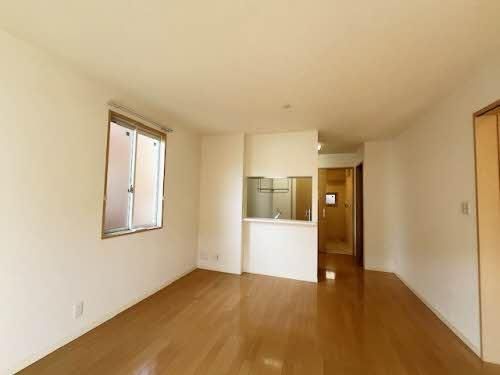 �y�����E���r���O�z�@