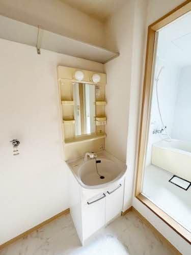 �y���ʏ��z�@