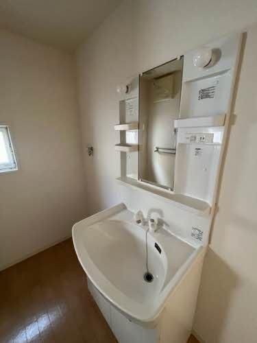 �y���ʏ��z�@