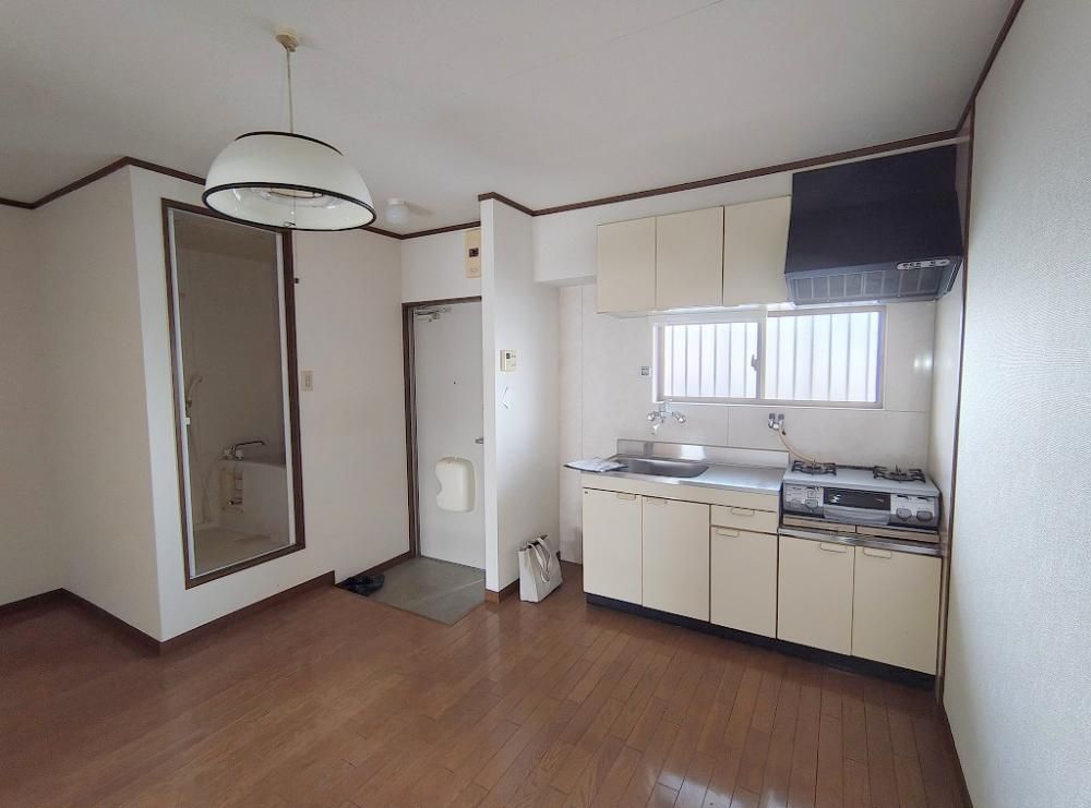 �y�L�b�`���z�@