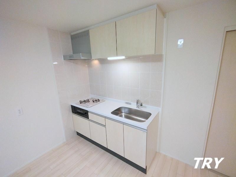 �y�L�b�`���z�@