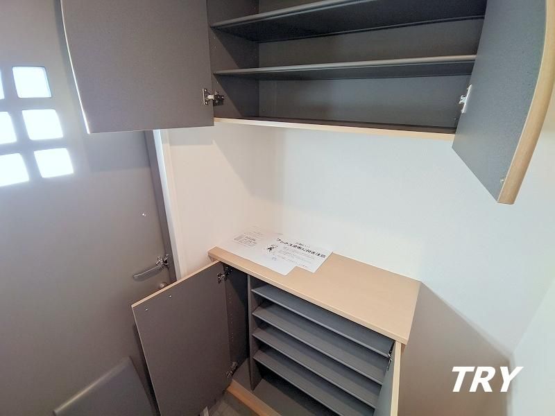 �y���ʏ��z�@