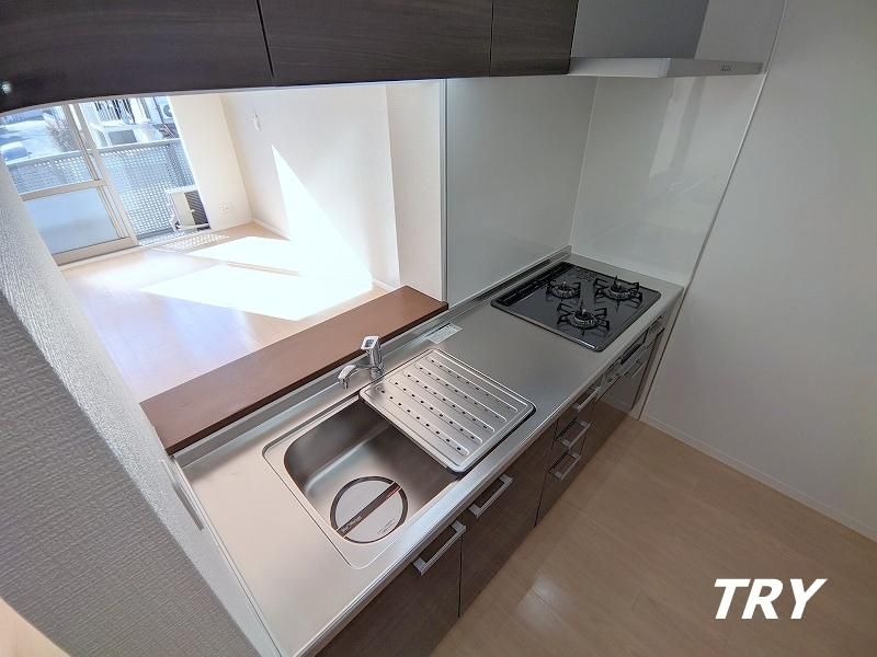 �y�L�b�`���z�@