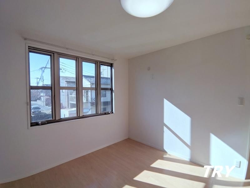 �y�Q���z�@