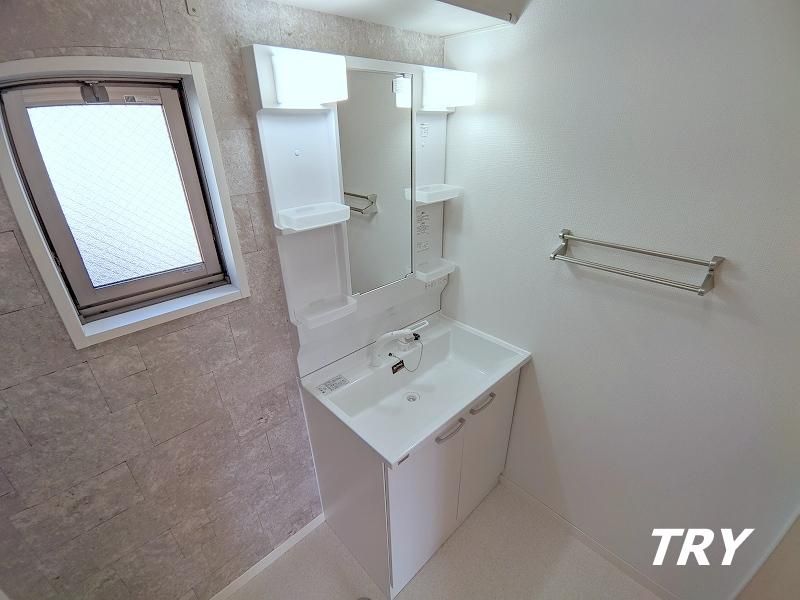 �y���ʏ��z�@