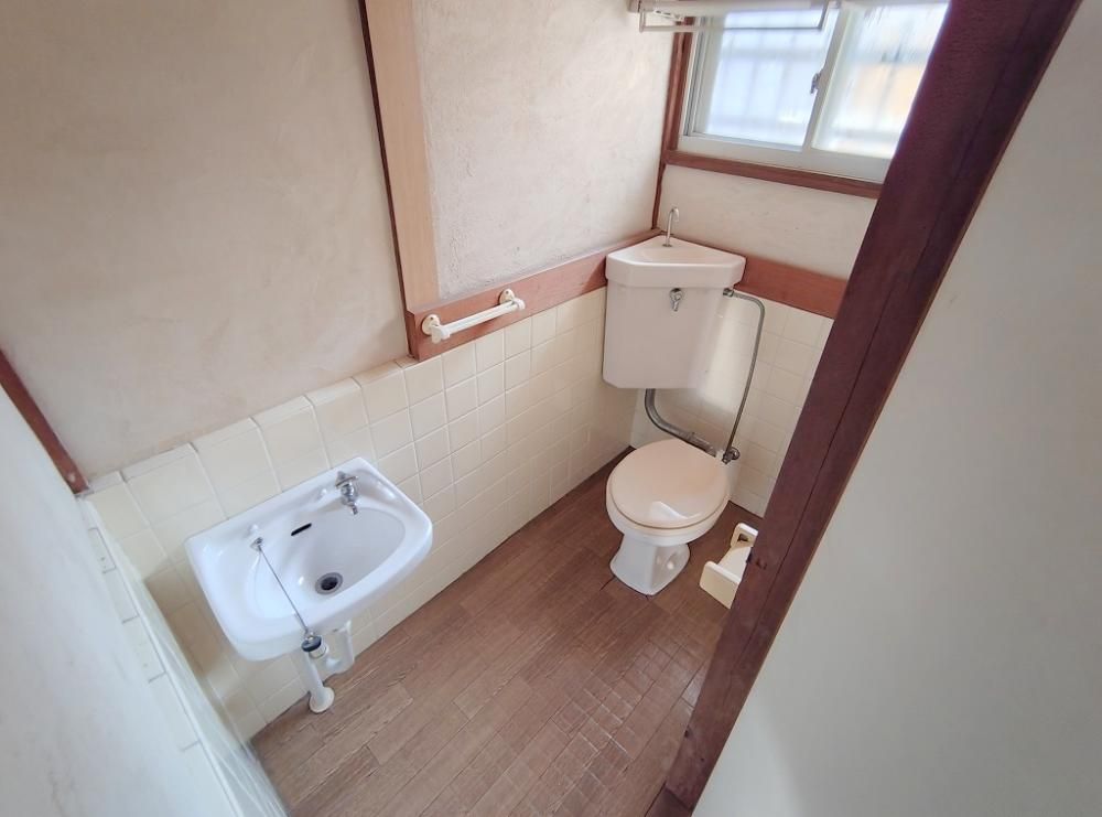 �y�g�C���z�@