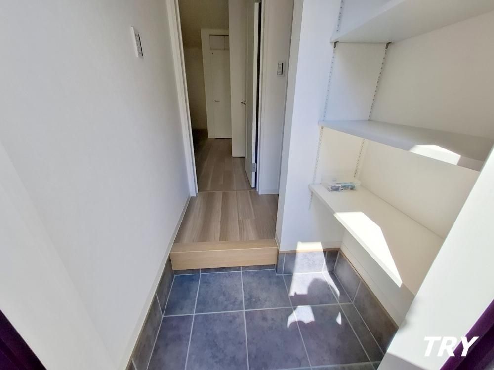 �y���ցz�@